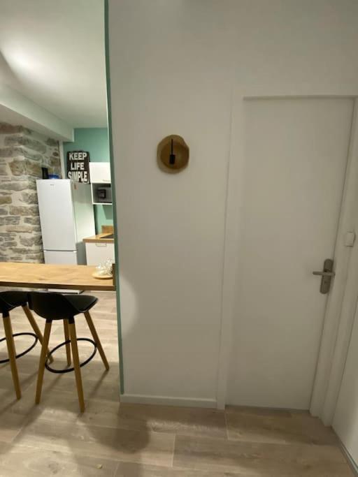 Charmant Studio Idealement Place Et Paisible ! Oloron-Sainte-Marie Extérieur photo